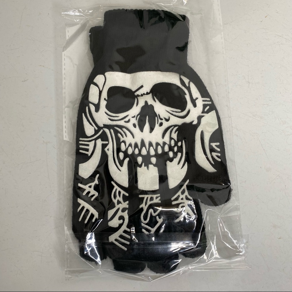 Whaline skull glow in the dark gloves new